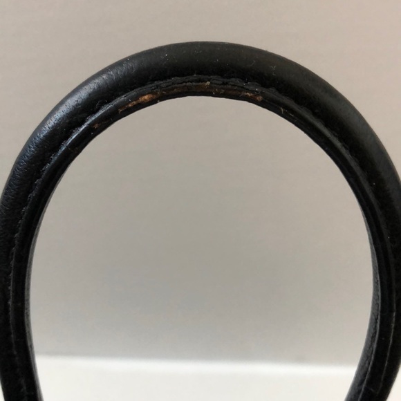 Gorgeous Givenchy Bag - Picture 4 of 16